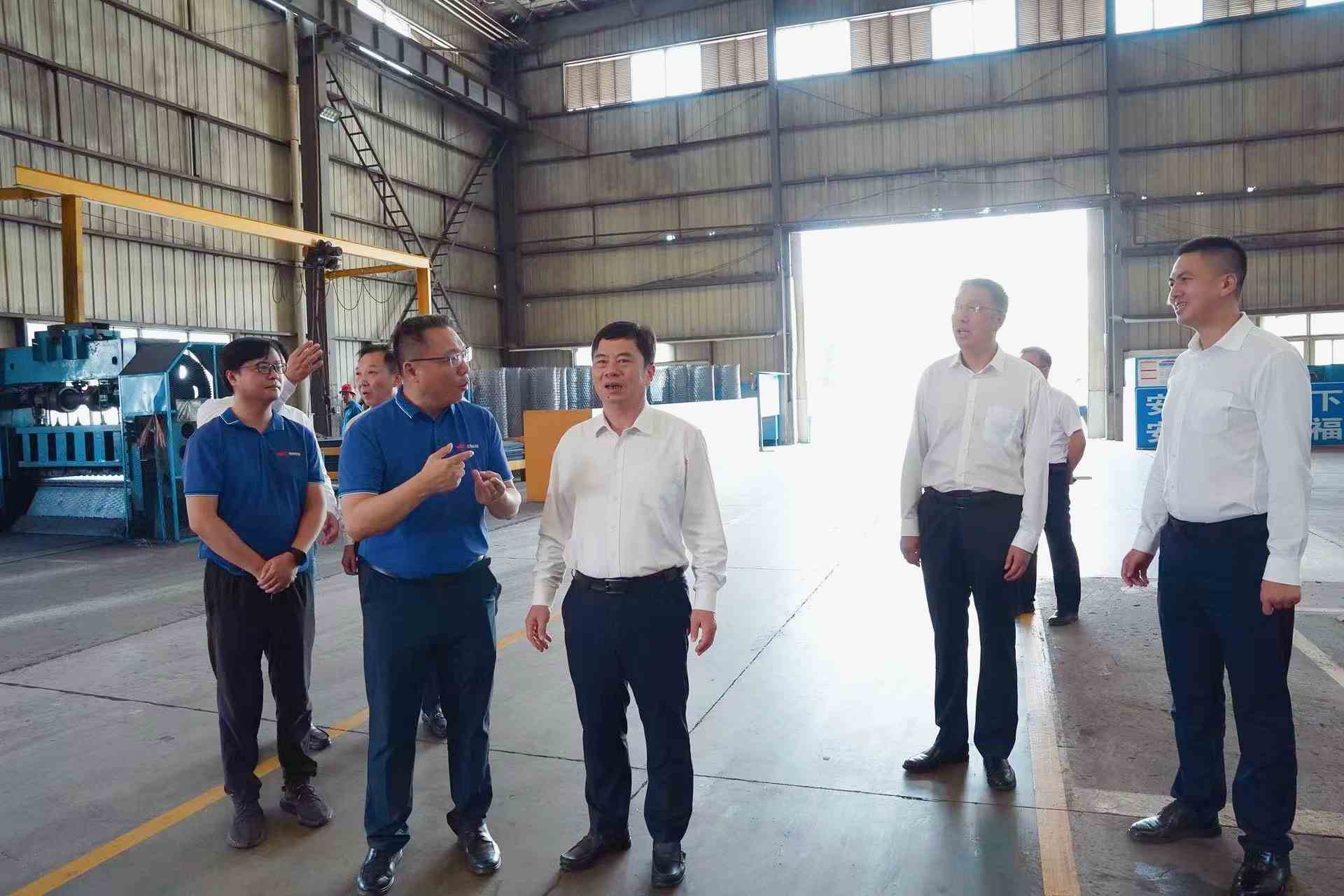 市委書記馬澤江調(diào)研東特特裝：錨定智造新賽道，鍛造專汽新優(yōu)勢(shì)